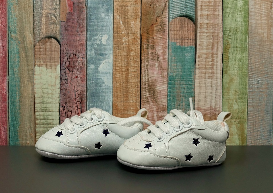 baby-shoes-3414662_960_720